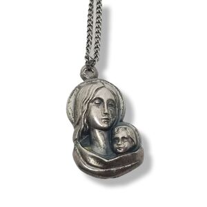 VINTAGE SILVERPLATE MADONNA & CHILD ITALIAN PENDANT & CHAIN NECKLACE